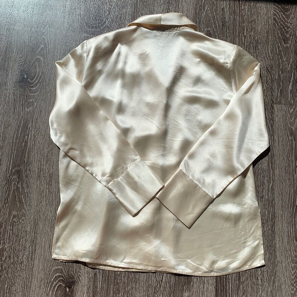 Petite Studio NYC x Suggyl Remi Satin Effect Shirt, S, LNWOT, Buttermilk/Cream - Picture 12 of 13